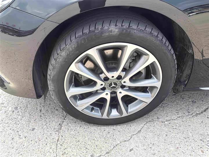 Mercedes-Benz E-Class рестайлинг E 200 L — фото 14