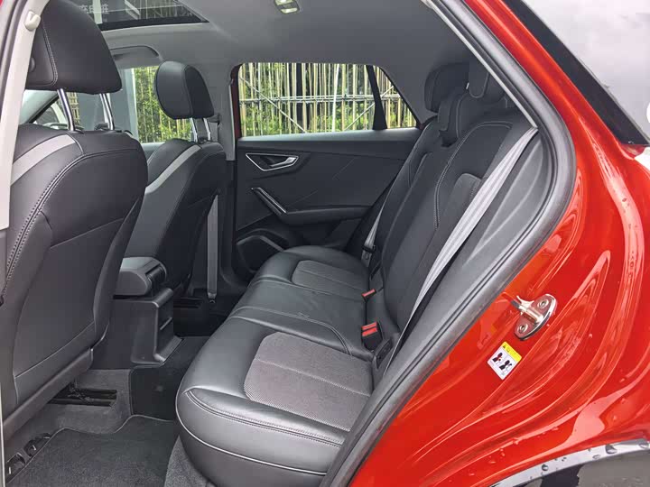 Audi Q2L 2021 35 TFSI — фото 13