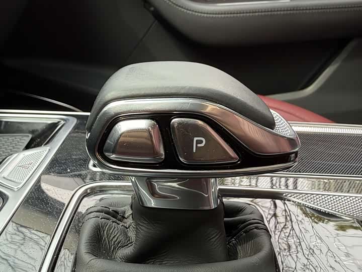 Hongqi HS5 2023 2.0 T Pro — фото 12