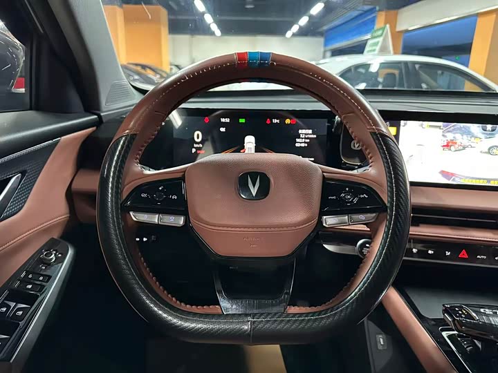 Changan CS75 PLUS 2023 1.5 T ATPremium — фото 10