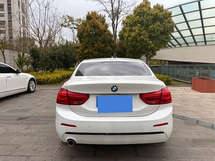 BMW 1-Series 2017 118i Sport — фото 4