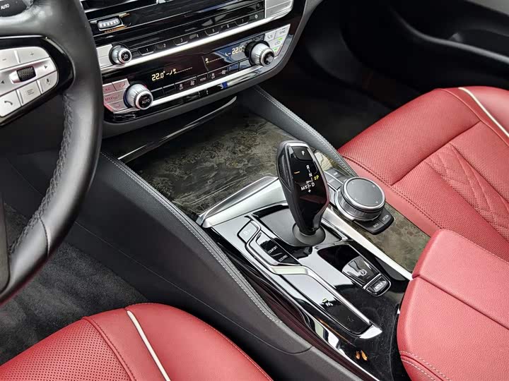 BMW 5-Series 2021 525 Li — фото 14