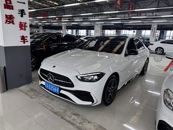 Mercedes-Benz C-Class 2023 C 260 L — фото 1