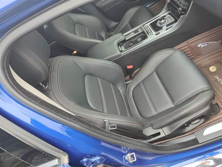 Jaguar XEL 2019 2.0 T 200 PS — фото 25