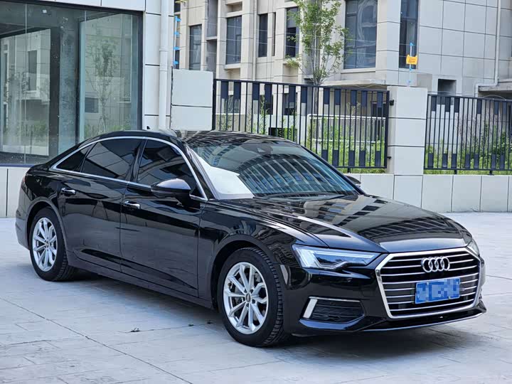 Audi A6L 40 TFSI — фото 3
