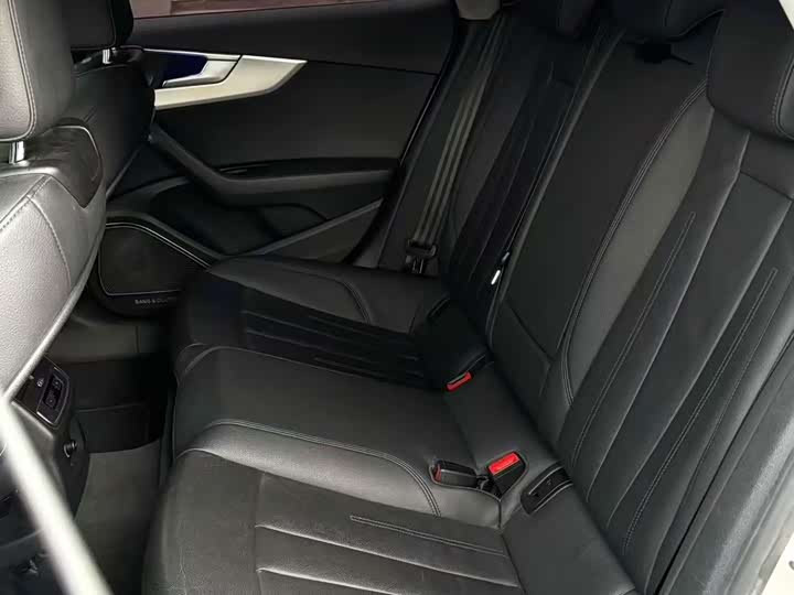 Audi A5 Sportback 40 TFSI стиль — фото 5