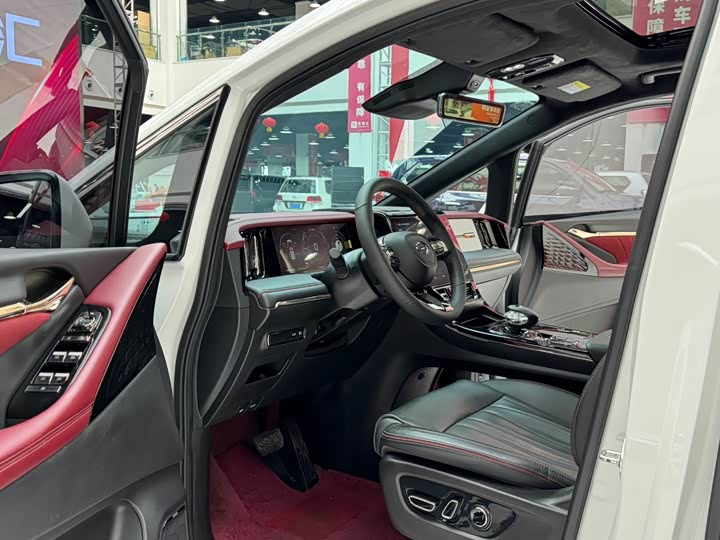 Trumpchi M8 2023 — фото 18