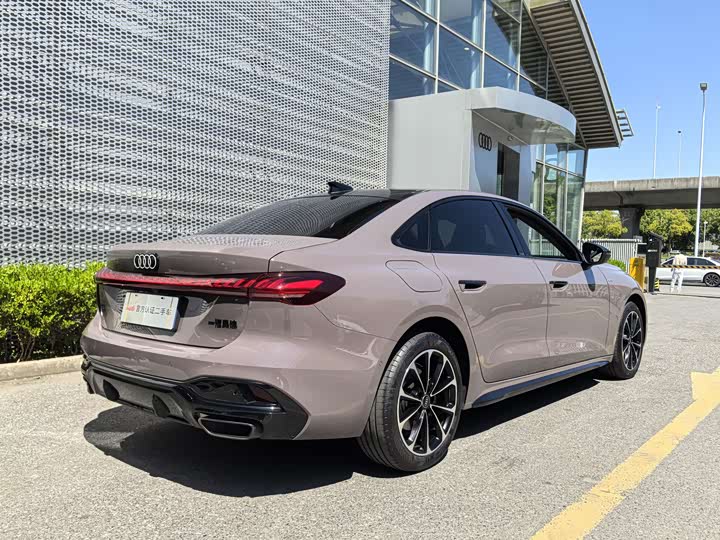 Audi A5L 2026 2.0 T Plus — фото 5