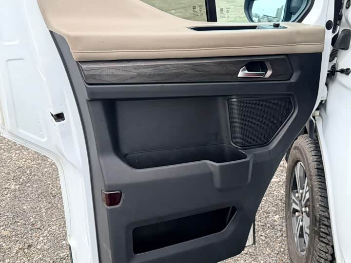Ford T8 2024 T 8 2.3 T AT 9 2/2/2/3 — фото 7
