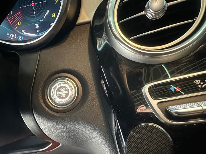 Mercedes-Benz GLC 2022 GLC 260 L 4 MATIC — фото 26