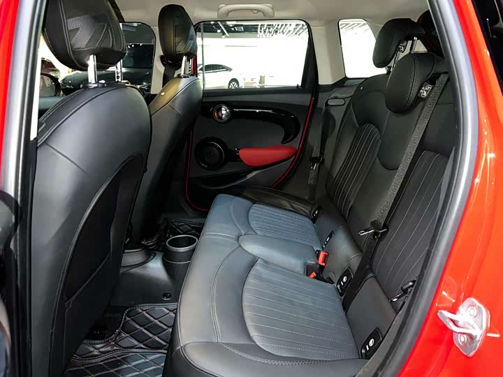 MINI Hatch — фото 12