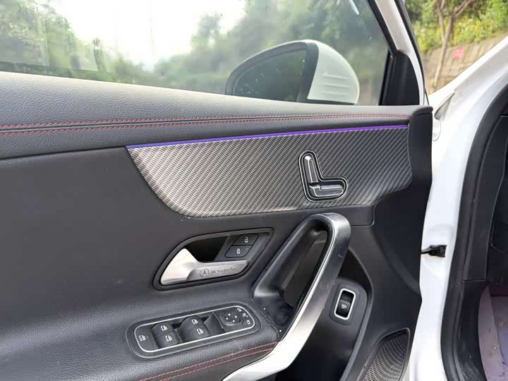 Mercedes-Benz A-Class 2023 A 200 L — фото 6