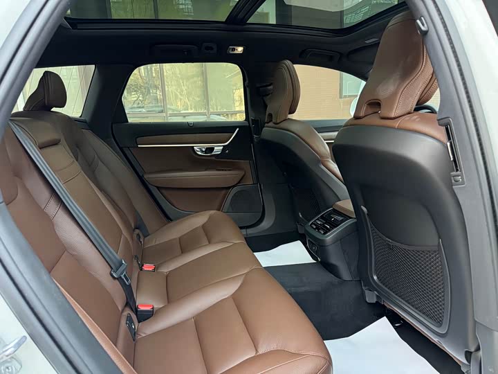 Volvo V90 2021 Cross Country B 5 AWD — фото 13