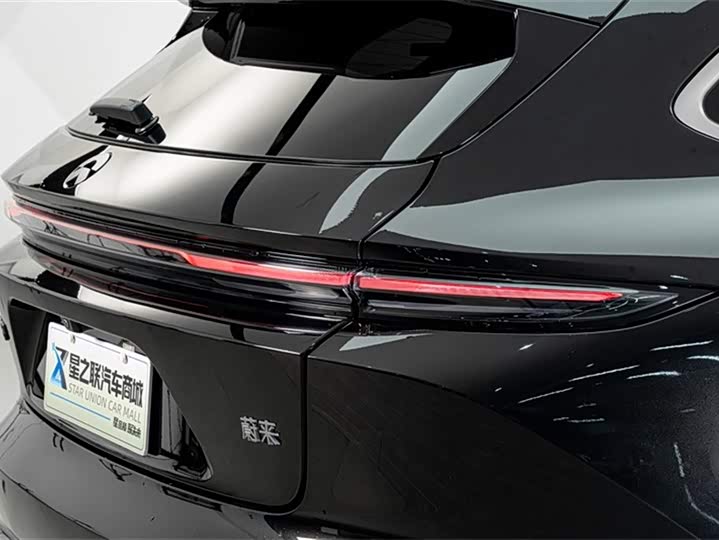 NIO ET5T 2025 75k Wh Touring — фото 8