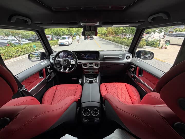 Mercedes-Benz G-Class 2023 AMG G 63 — фото 8