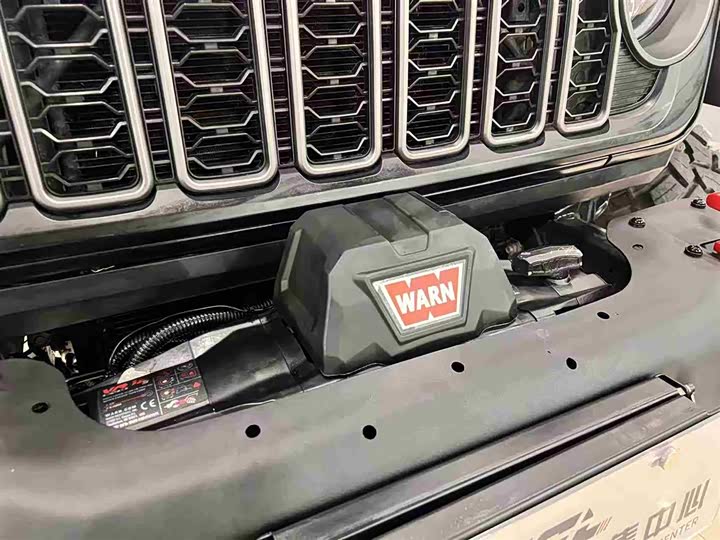 Jeep Gladiator — фото 18
