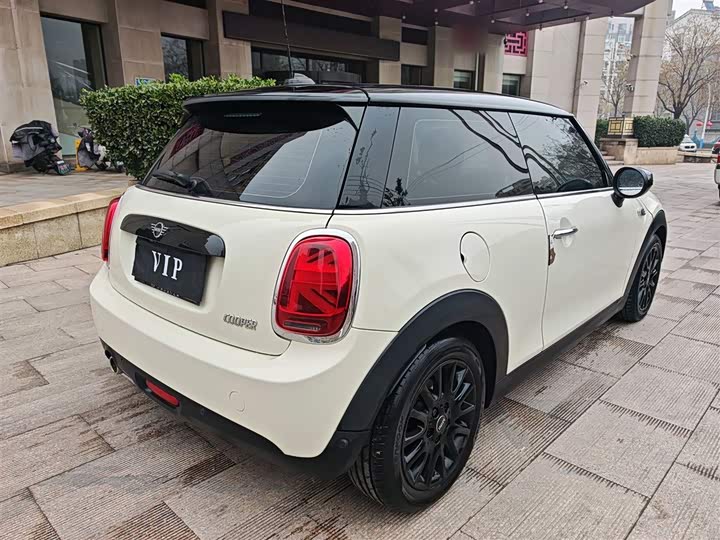 MINI Hatch — фото 12