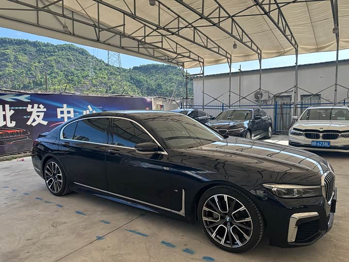 BMW 7-Series 2019 740 Li Leading M — фото 4