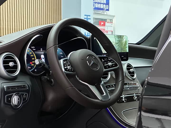 Mercedes-Benz GLC 2022 GLC 300 L 4 MATIC — фото 9