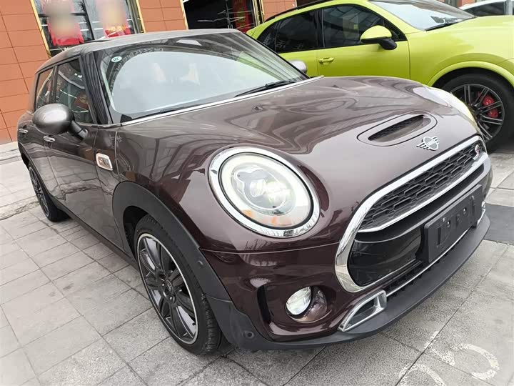 MINI Clubman — фото 4