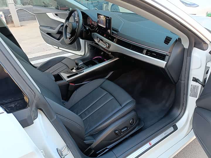 Audi A5 2021 Sportback 40 TFSI — фото 9
