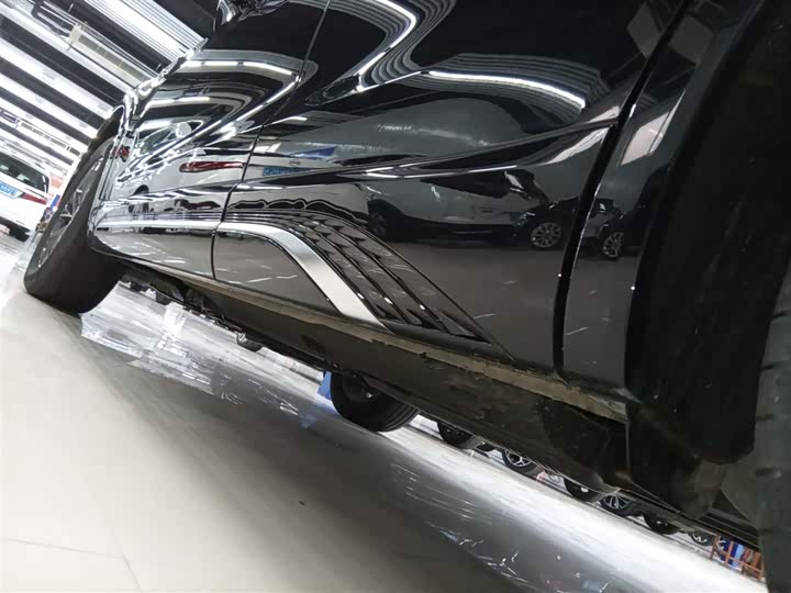 Hongqi HS5 2023 2.0 T Pro — фото 21