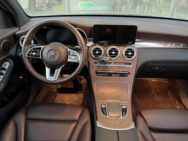 Mercedes-Benz GLC 2022 GLC 300 L 4 MATIC — фото 7