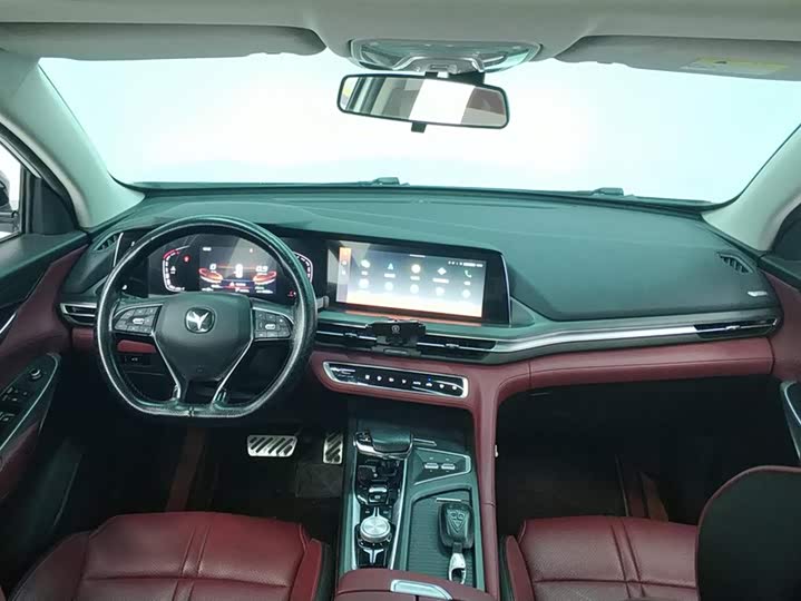 Changan CS75 PLUS 2021 2.0 T AT — фото 12