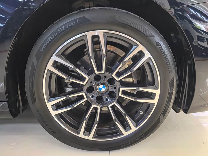 BMW 5 Series 525Li M спортпакет — фото 14