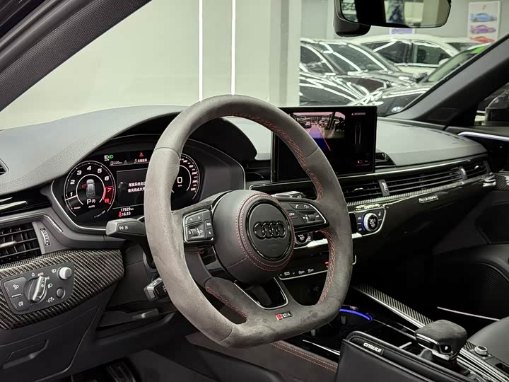 Audi RS4 2024 RS 4 Avant — фото 9