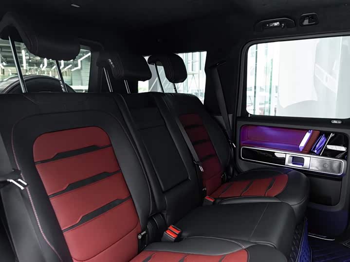 Mercedes-Benz G-Class 2025 AMG G 63 — фото 12