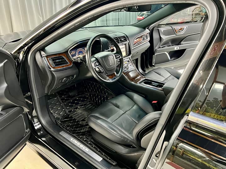 Lincoln Continental — фото 9