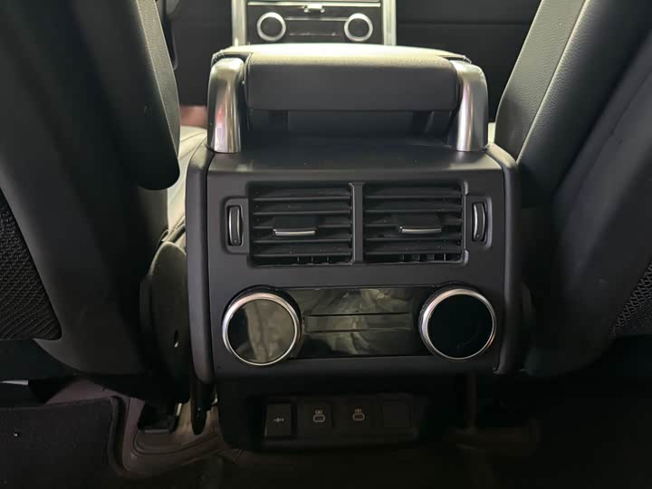 Land Rover Discovery — фото 11