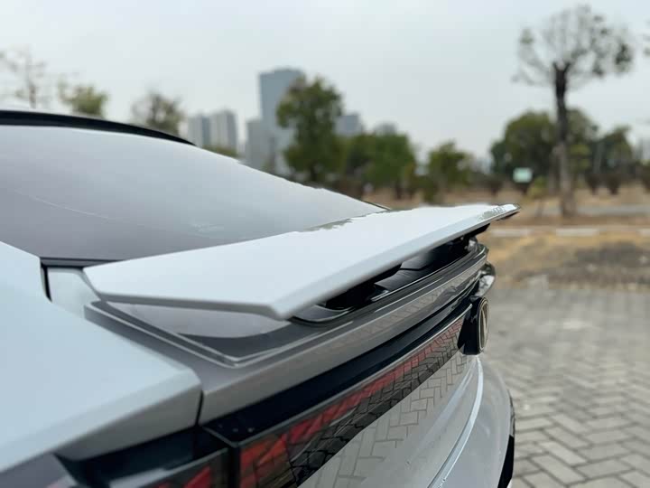 Changan UNI-V 2022 2.0 T — фото 20