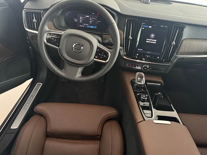 Volvo S90 Hybrid 2025 Hybrid 4 WD — фото 15