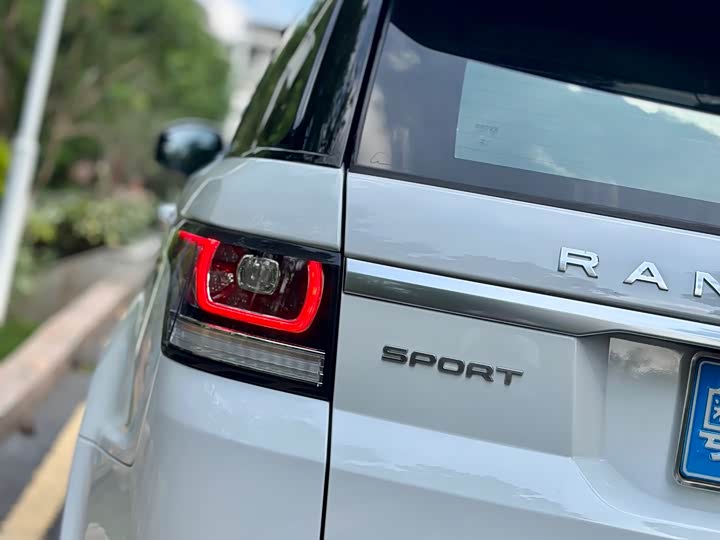 Land Rover Range Rover Sport — фото 13