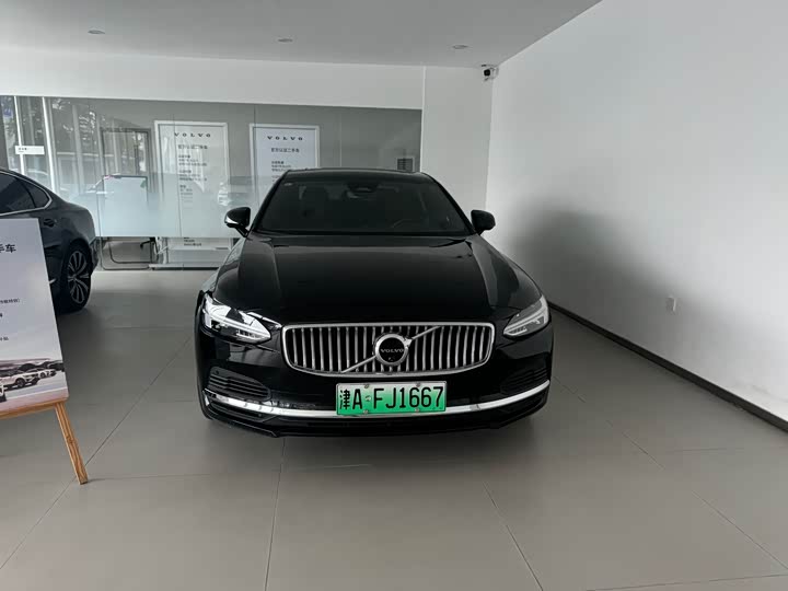 Volvo S90 Hybrid 2025 Hybrid 4 WD — фото 2