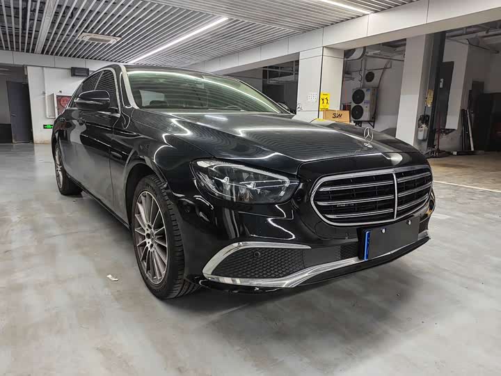 Mercedes-Benz E-Class E 260 L — фото 3