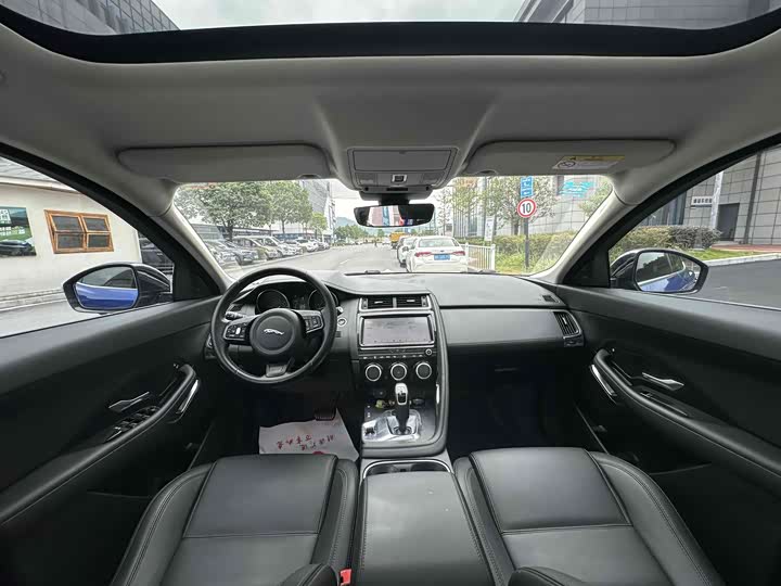 Jaguar E-PACE 2018 P 250 S V — фото 13