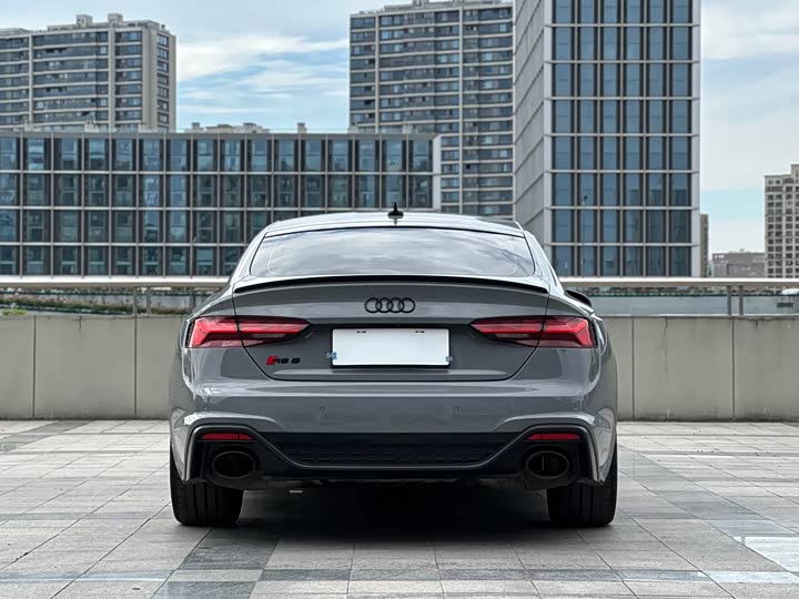 Audi RS5 2023 RS 5 2.9 T Sportback — фото 5