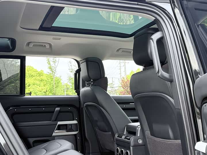 Land Rover Defender — фото 20
