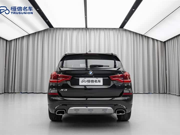 BMW X3 2018 x Drive 25i VI — фото 6