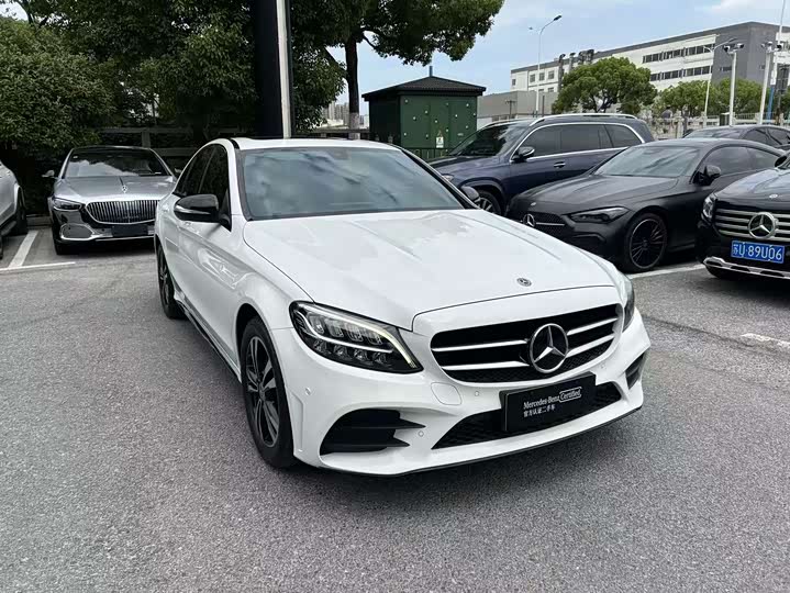 Mercedes-Benz C-Class C 260 спорт — фото 3