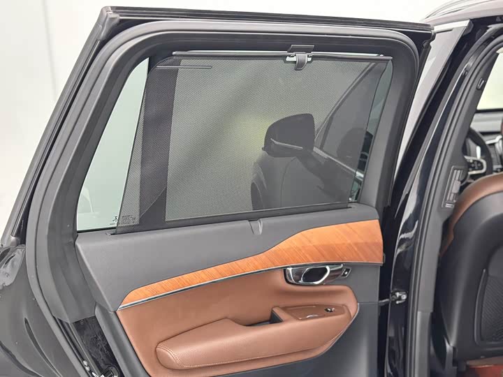 Volvo XC90 2020 T 6 7 — фото 32