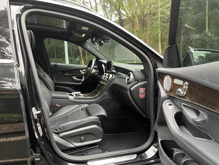 Mercedes-Benz GLC 260 4MATIC динамик — фото 2