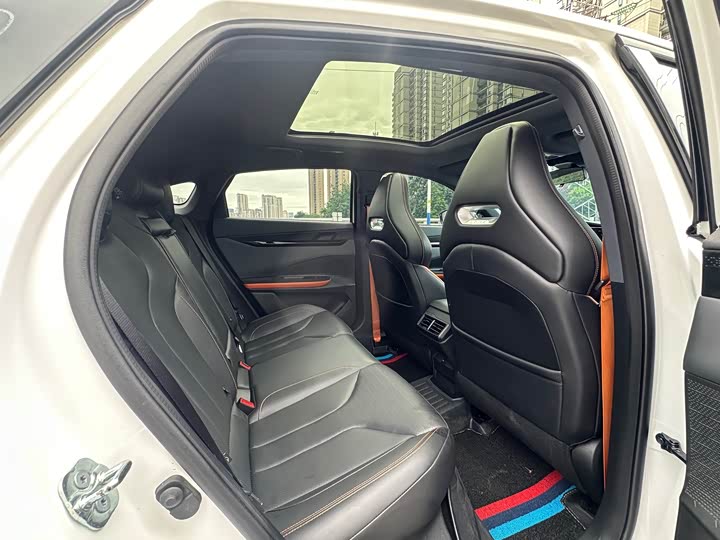 Changan UNI-V 2022 2.0 T — фото 9
