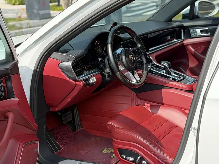Porsche Panamera 2019 Panamera 4 2.9 T — фото 5