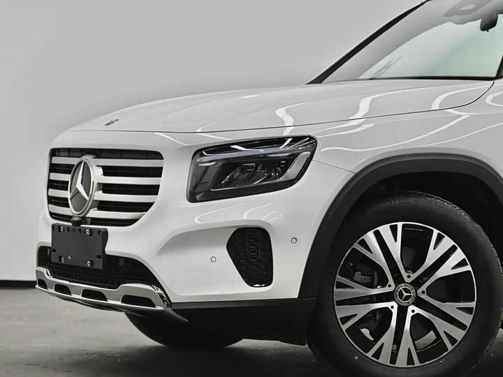 Mercedes-Benz GLB 2024 GLB 220 — фото 26