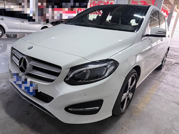 Mercedes-Benz B-Class 2017 B 200 — фото 1