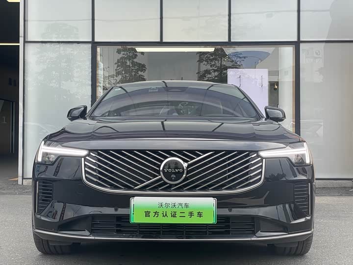 Volvo S90 Hybrid 2026 Hybrid 4 WD — фото 2